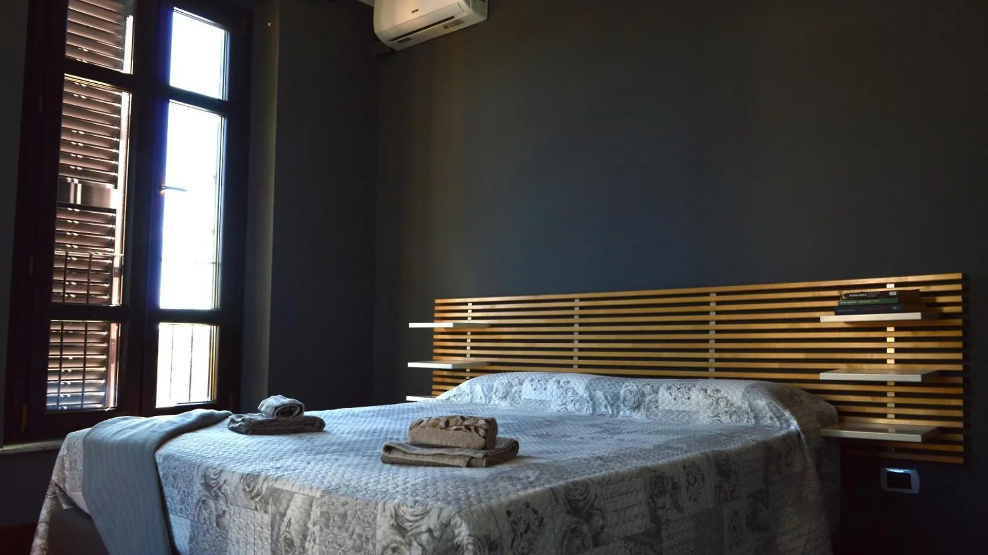 Clementina Sunset Apartment contacts